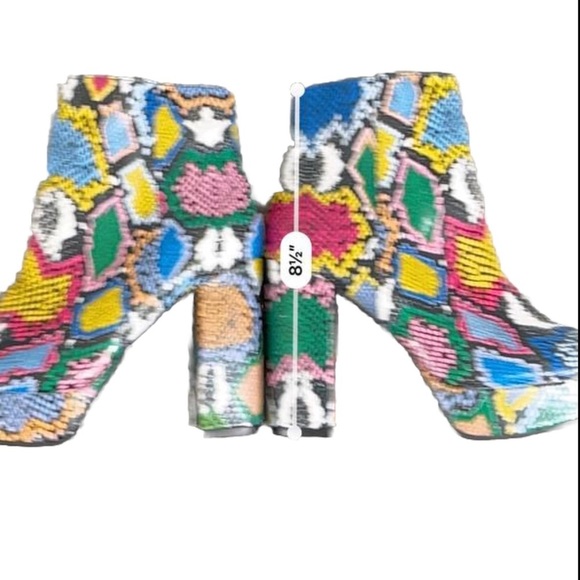 Bamboo  Sorbet Ankle Boots Multi Color  Rainbow Faux Leather Sz 5.5 Colorful - Picture 4 of 14